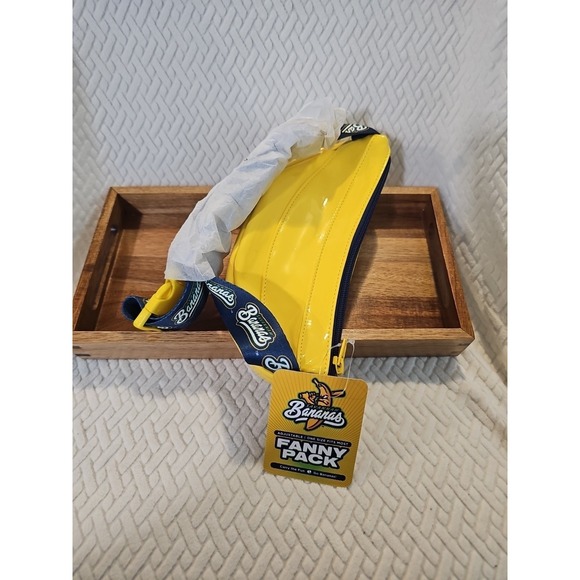Savannah Bananas Fanny Pack Banana Bag All Star Innovations BRAND NEW - Picture 5 of 7